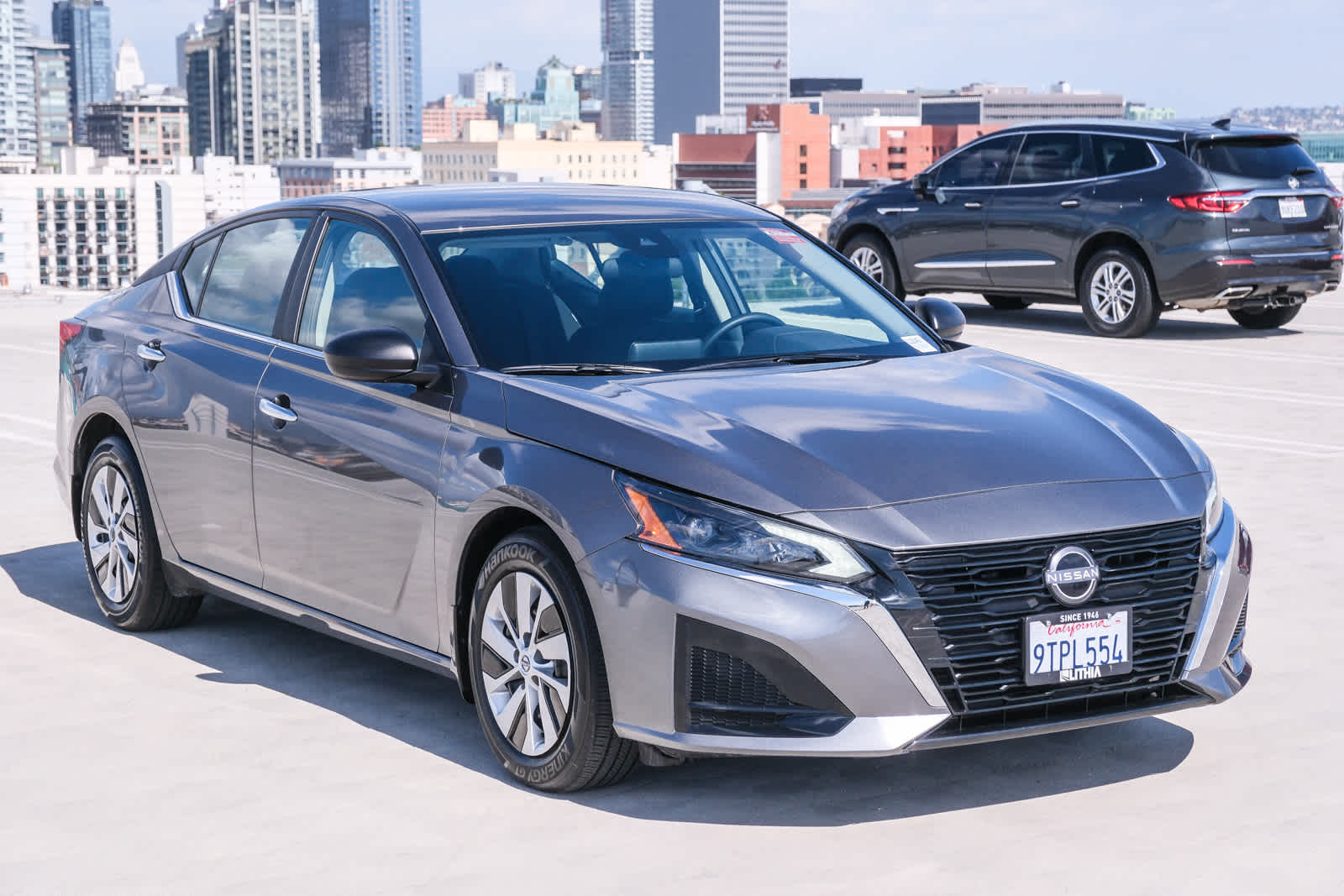 2025 Nissan Altima S photo 3