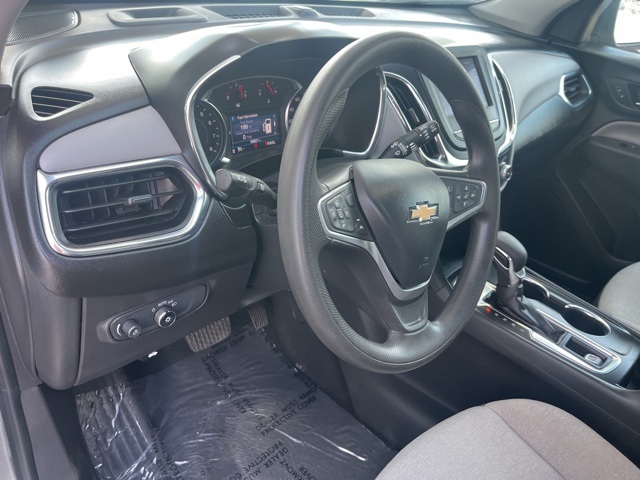 2023 Chevrolet Equinox LT photo 8