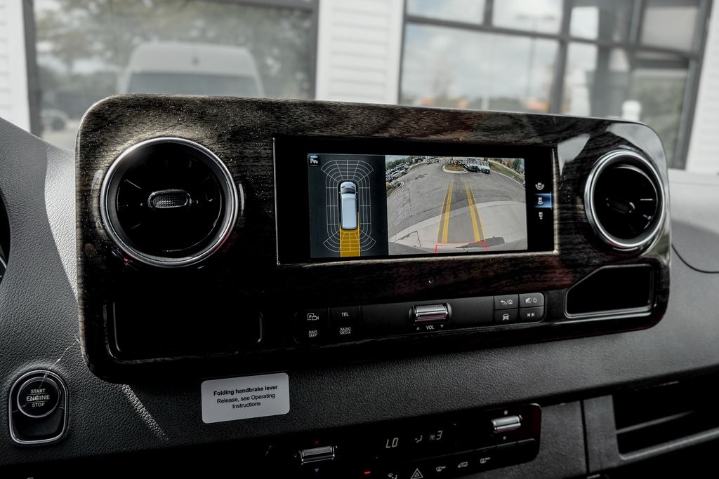 2024 Mercedes Benz Sprinter 3500 photo 14