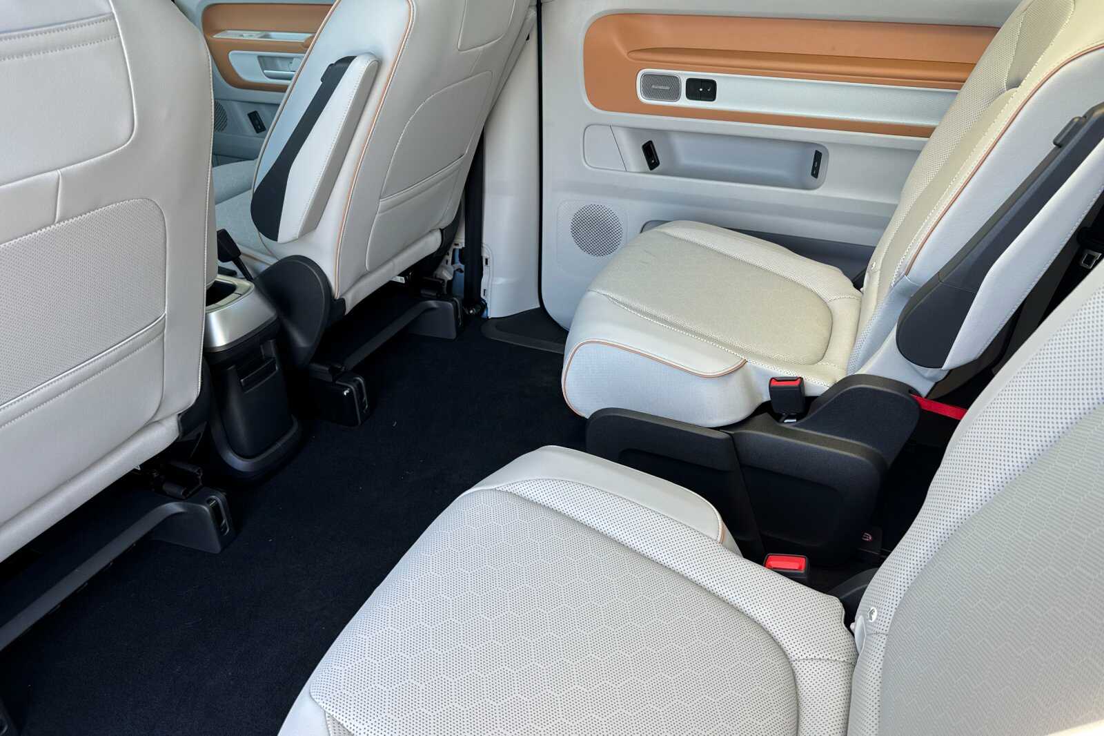 2025 Volkswagen ID. Buzz Pro Plus photo 12