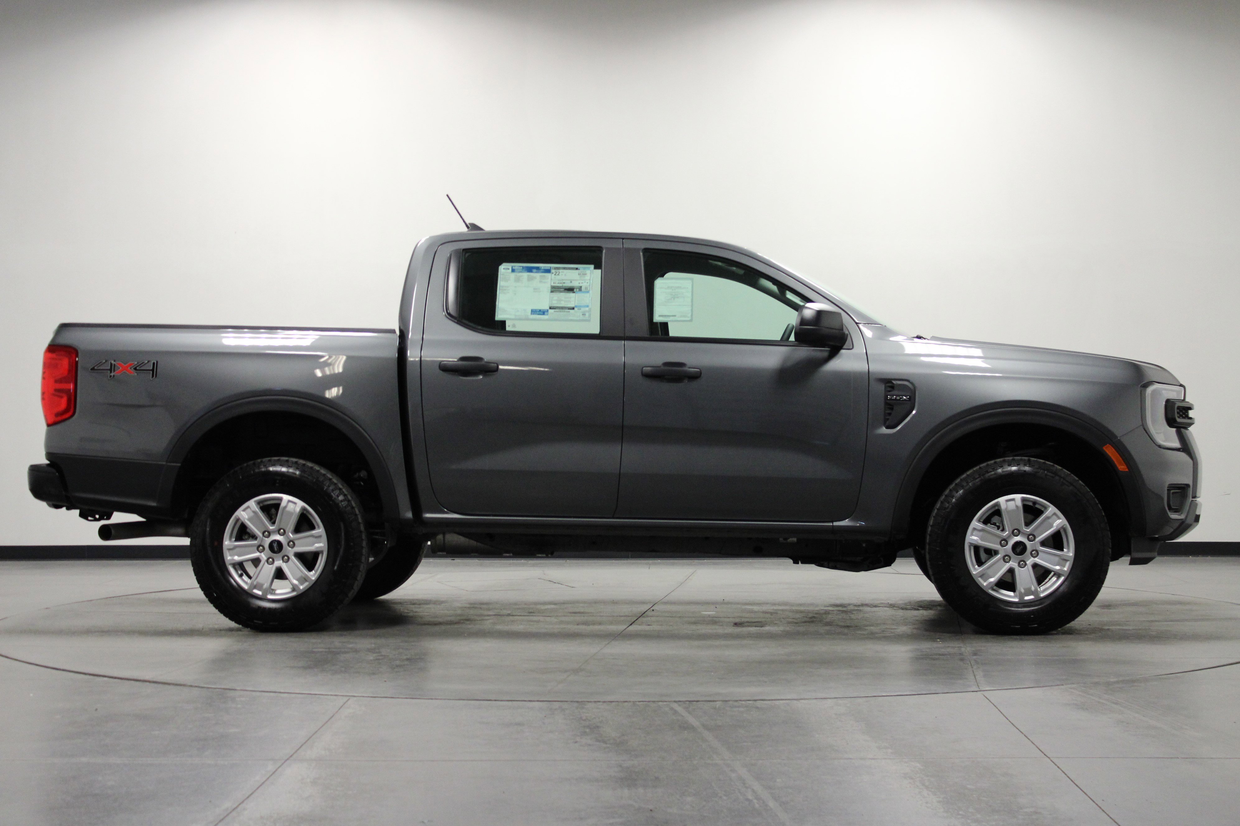 2025 Ford Ranger XL photo 2