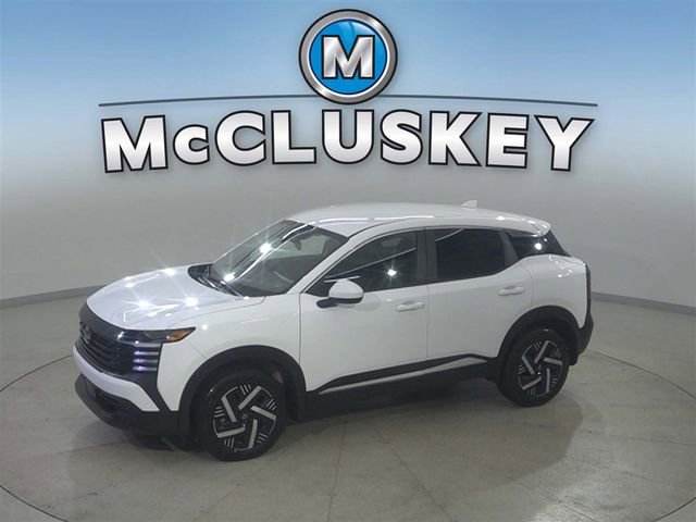 2025 Nissan Kicks SV's photo