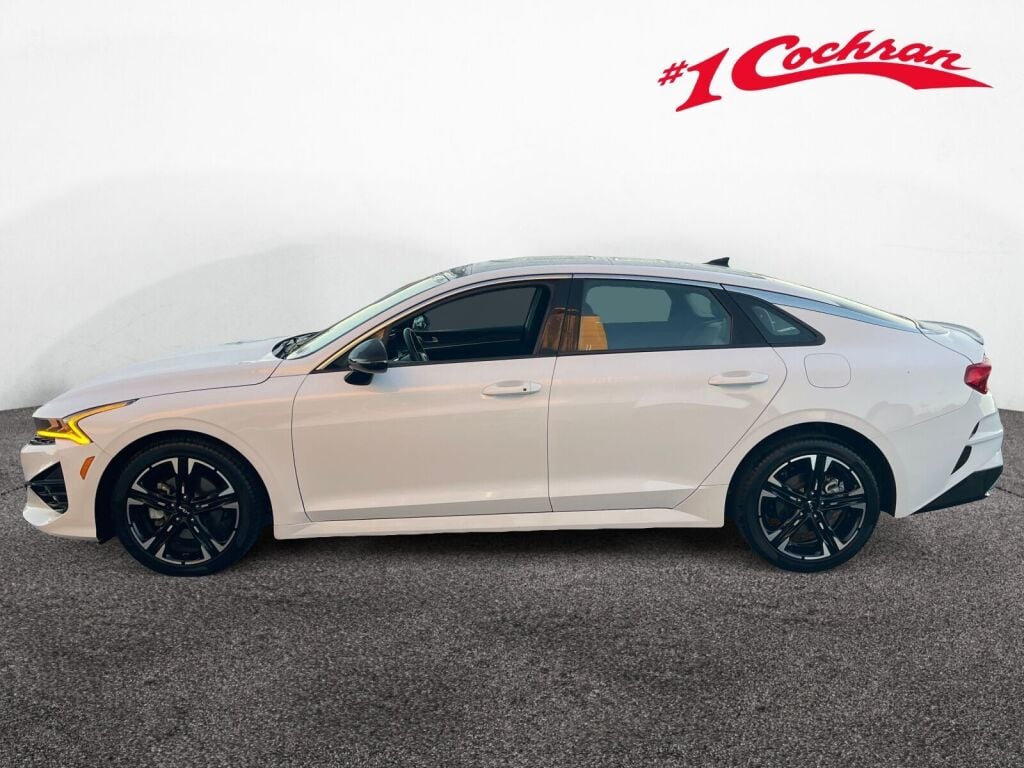 2023 Kia K5 GT-Line photo 2