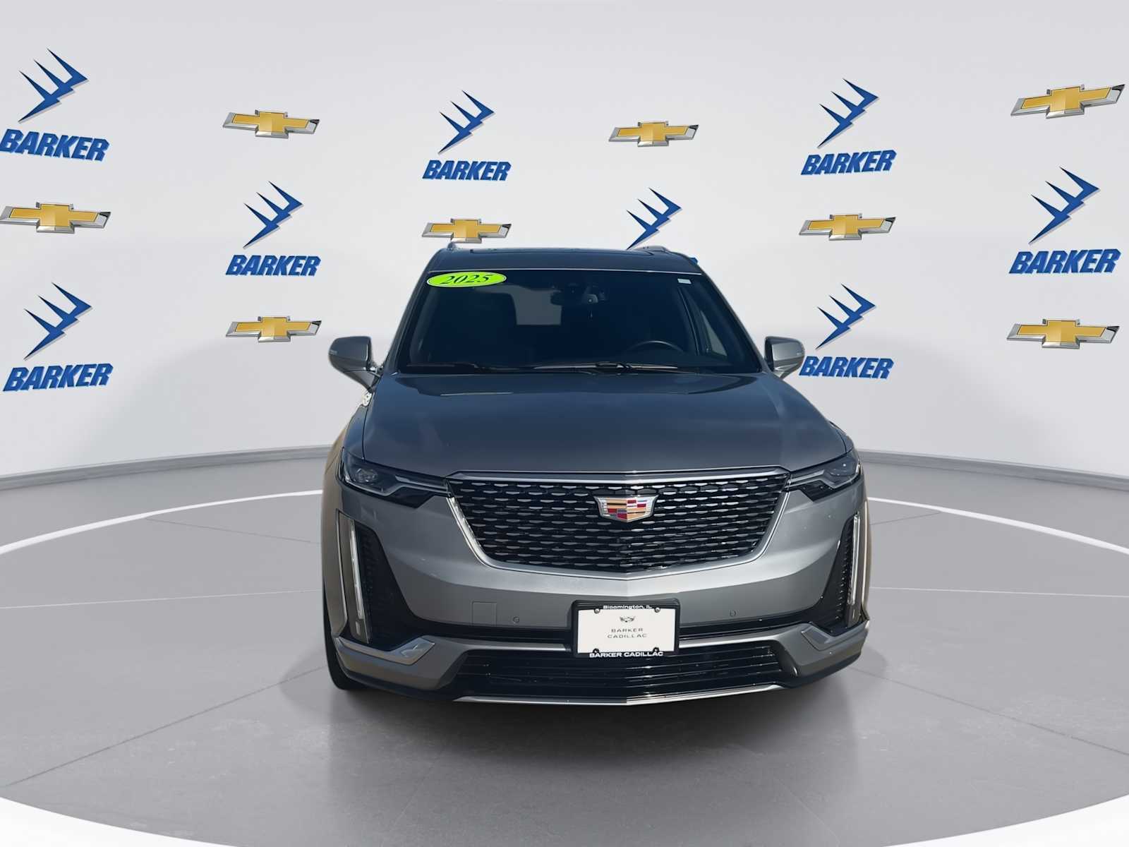 2025 Cadillac XT6 Premium Luxury photo 2
