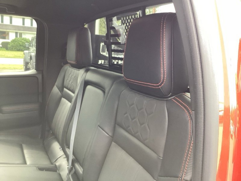 2024 Nissan Frontier PRO-4X Crew Cab photo 13