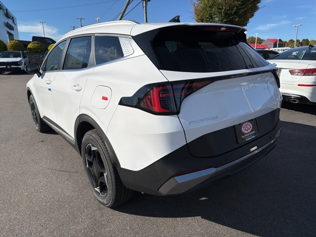 2026 Kia Sportage EX photo 2