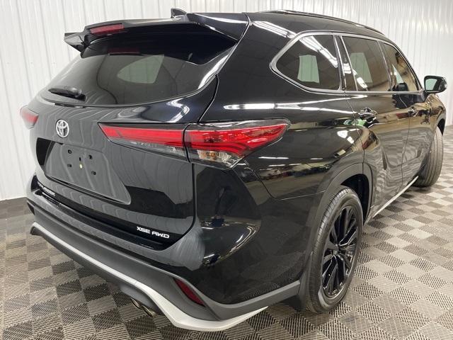 2023 Toyota Highlander XSE photo 3