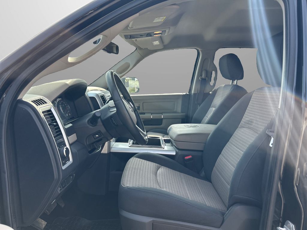 2010 Ram 2500 SLT photo 6