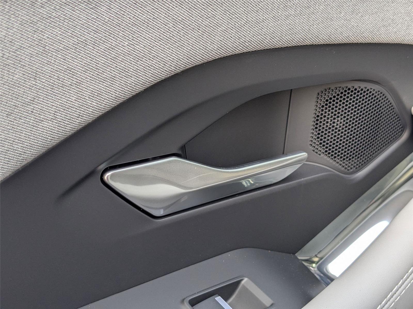 2024 Jaguar E-PACE R-Dynamic SE photo 27