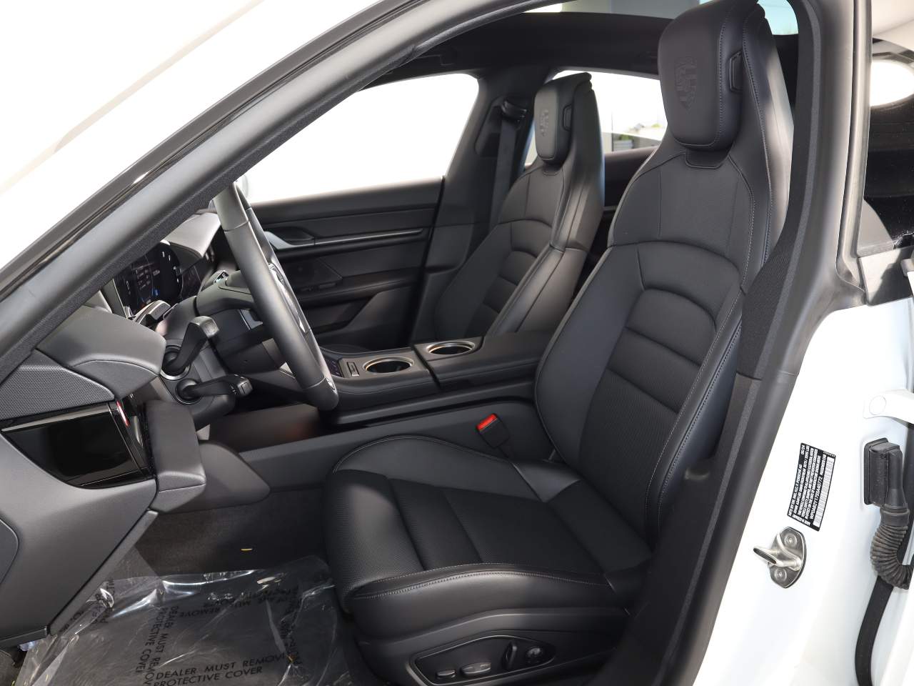 2025 Porsche Taycan 4S photo 5