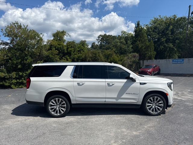 2021 Gmc Yukon XL Denali photo 2