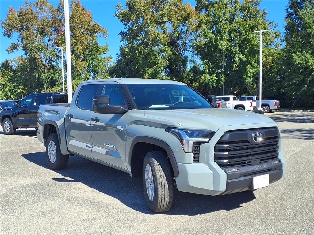 2026 Toyota Tundra SR5's photo