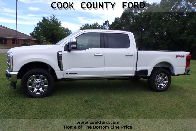2025 Ford F-250 Lariat photo 4