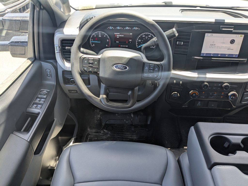 2025 Ford F-350 XL photo 16