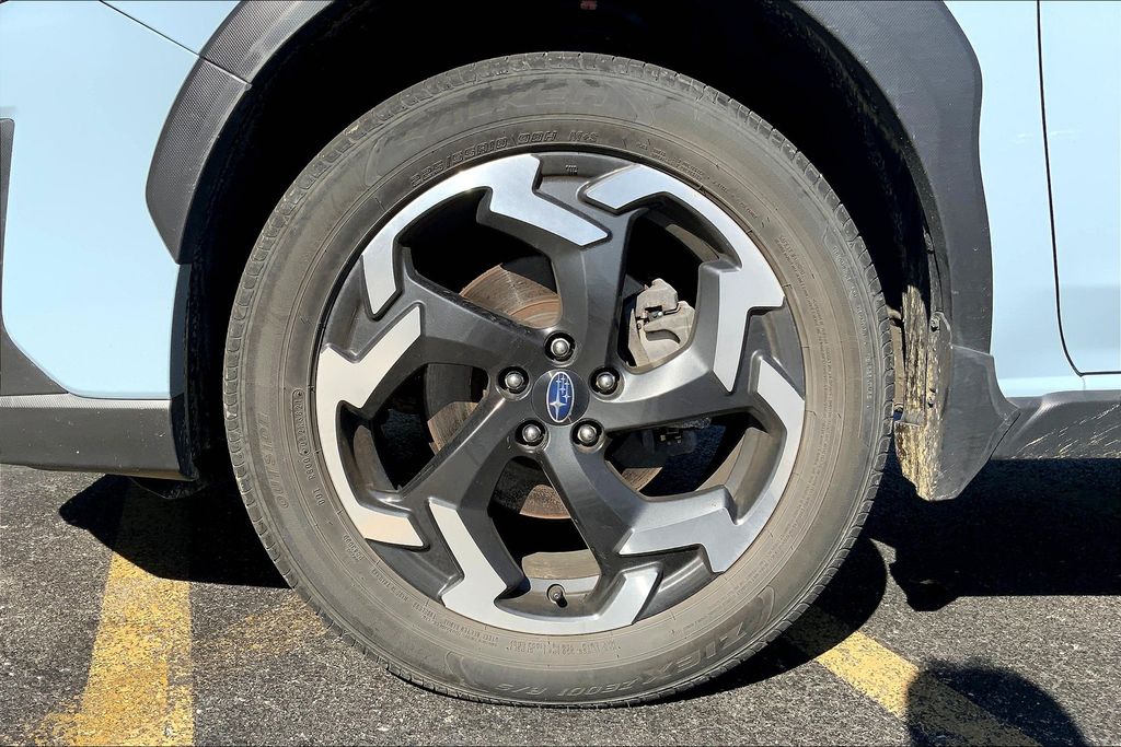 2022 Subaru Crosstrek Limited photo 3