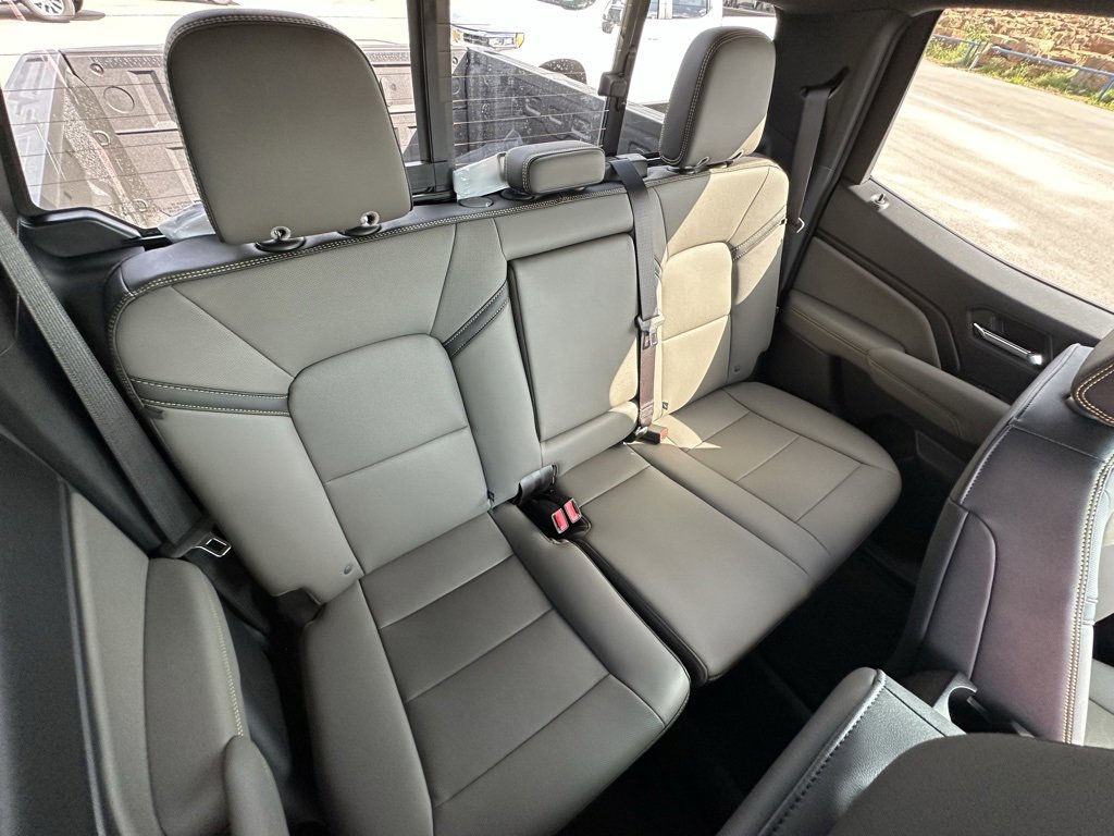 2025 Chevrolet Colorado ZR2 photo 20