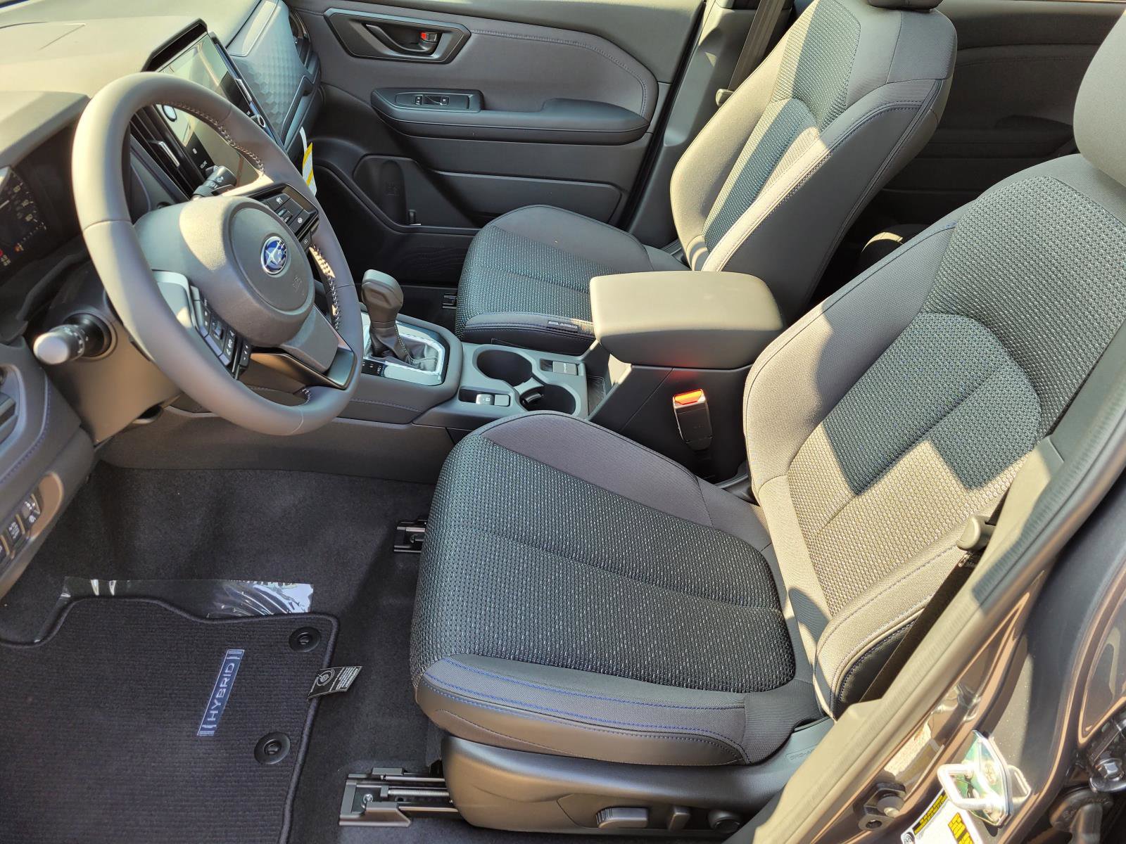2025 Subaru Forester Premium photo 3