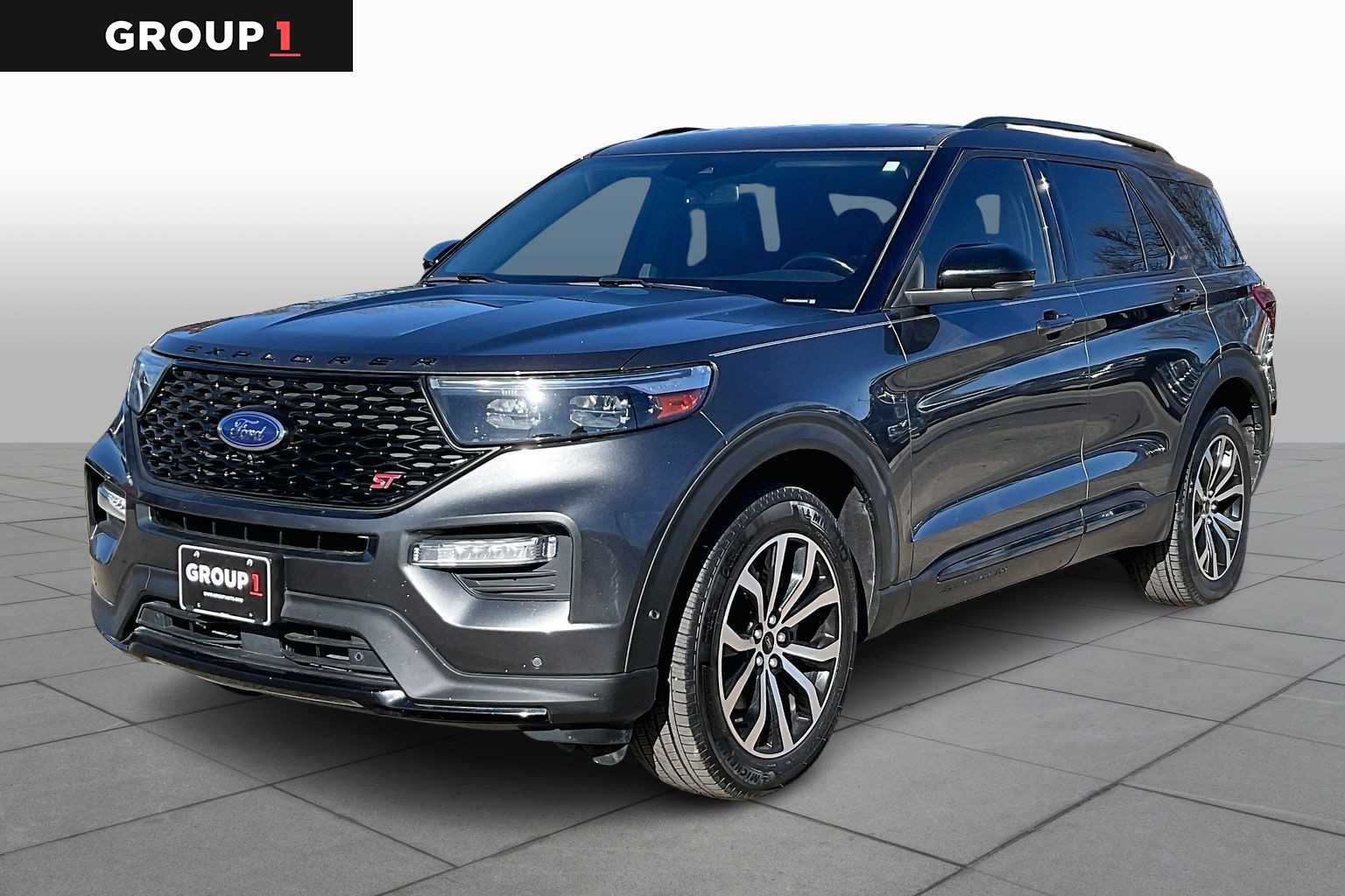 2020 Ford Explorer ST's photo