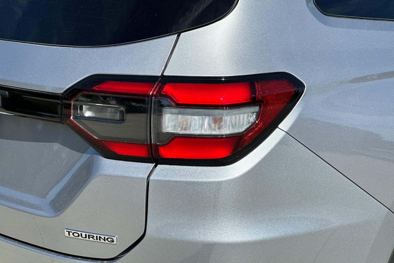 2025 Honda Pilot Touring photo 32