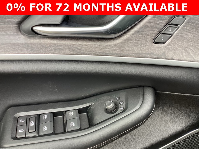 2024 Jeep Cherokee Base 4xe photo 2