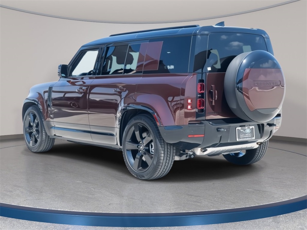 2025 Land Rover Defender 110 Sedona Red photo 3