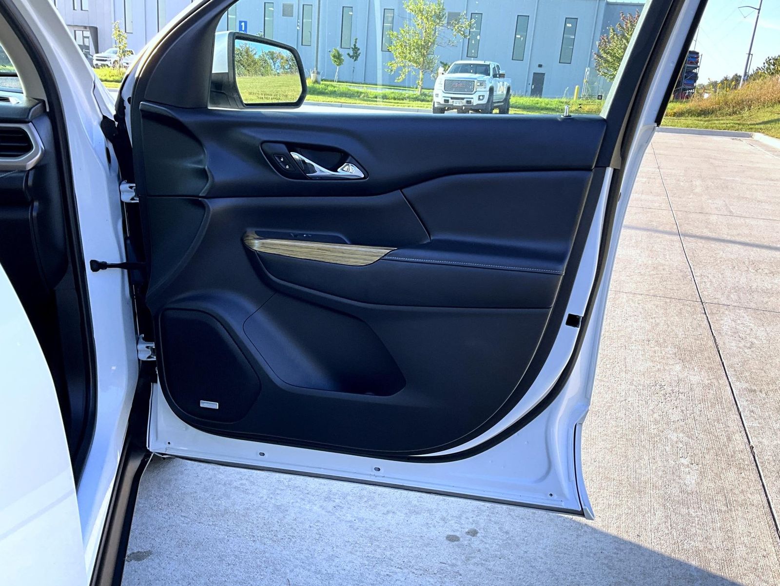 2017 Gmc Acadia Denali photo 14
