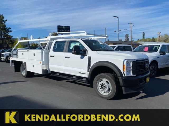 2024 Ford F-550 Super Duty Chassis Cab XL's photo