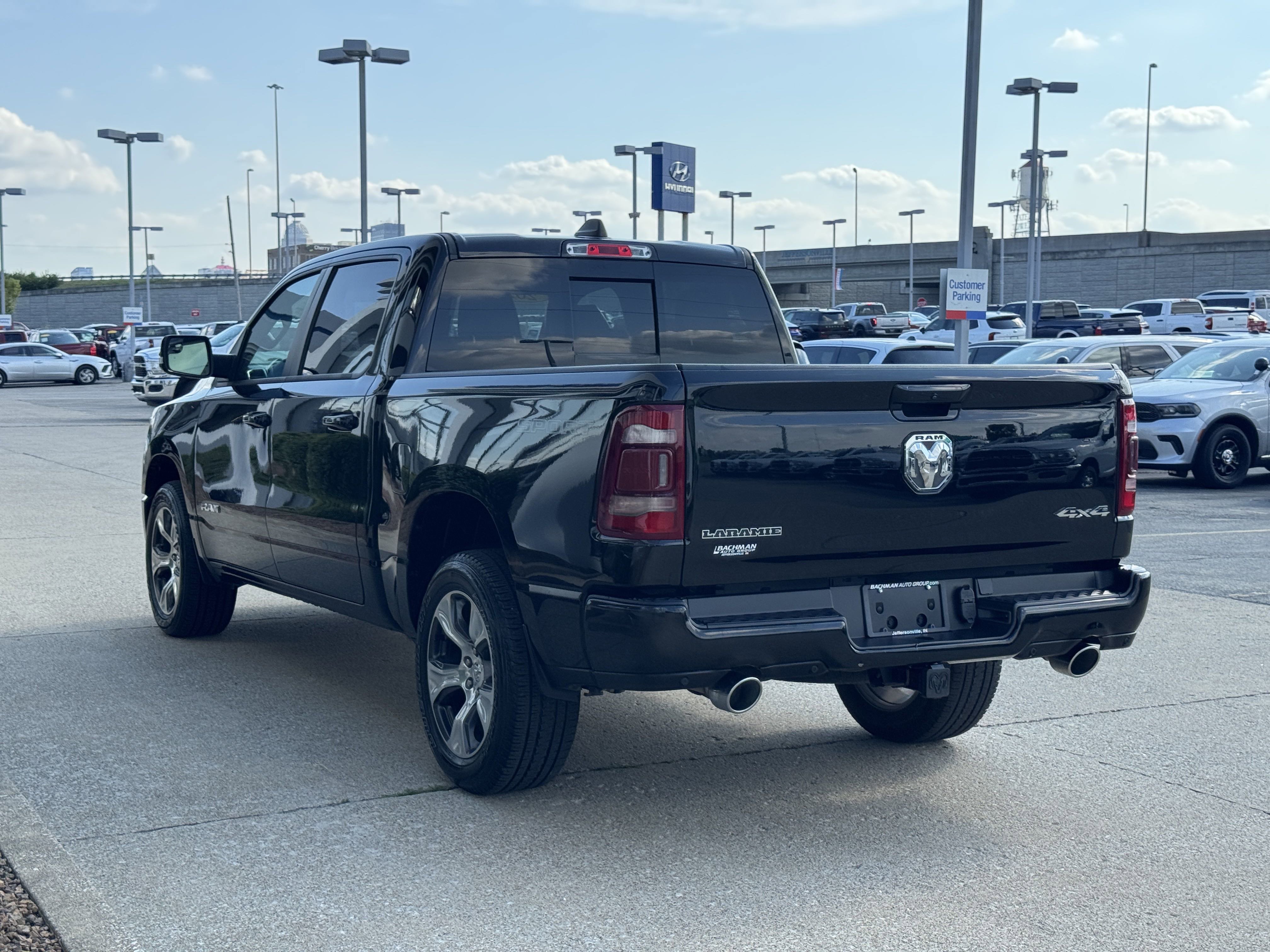 2023 Ram 1500 Laramie photo 3