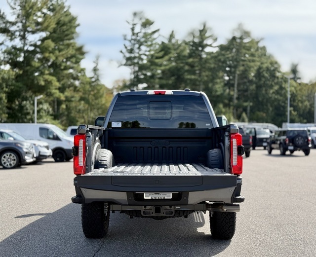 2026 Ford F-350 Lariat photo 5