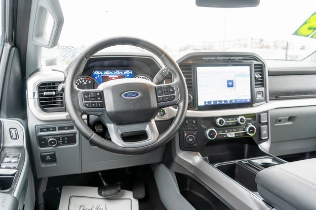 2023 Ford F-150 XLT photo 4