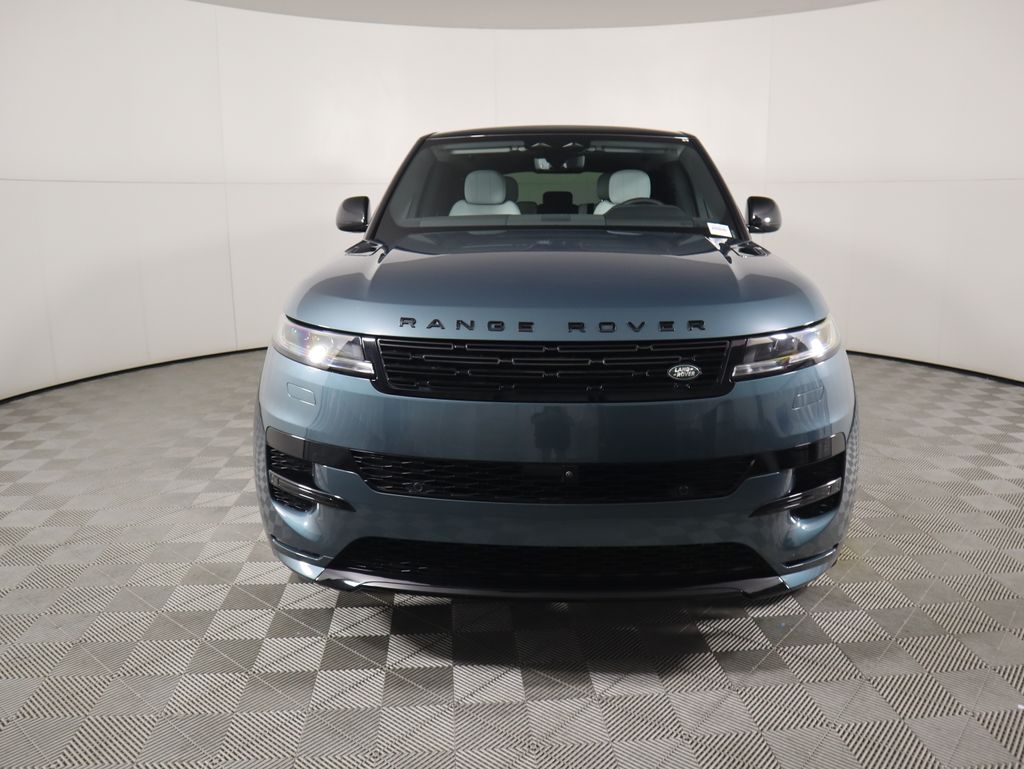 2025 Land Rover Range Rover Sport SE photo 2