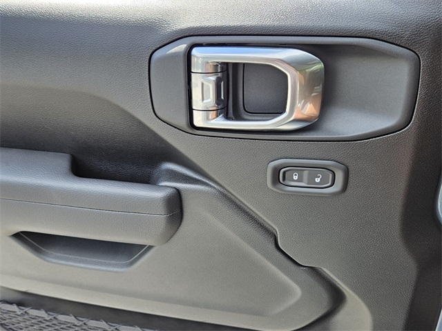 2025 Jeep Wrangler Sport photo 29