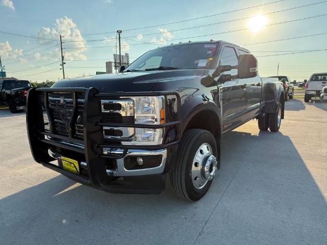 2024 Ford F-450 Super Duty XLT's photo