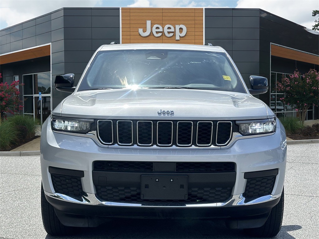 2023 Jeep Grand Cherokee Laredo photo 29