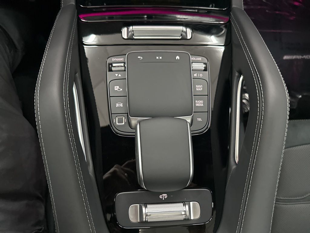 2026 Mercedes Benz GLE AMG 53 photo 14