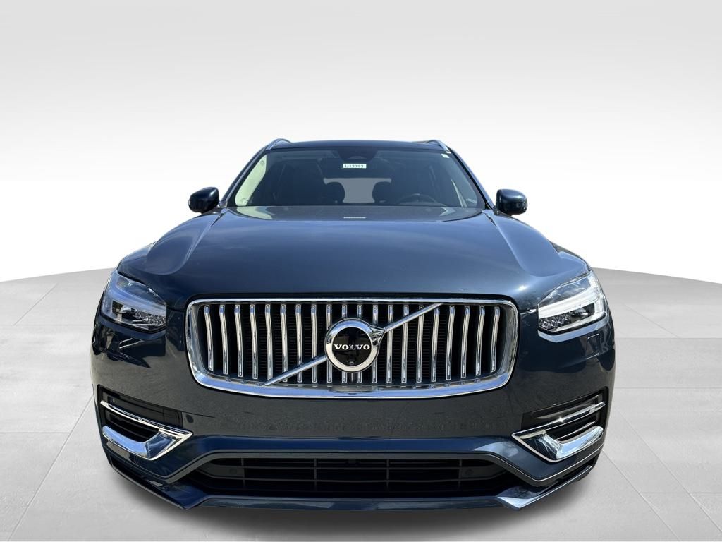 2024 Volvo XC90 Recharge T8 Plus photo 2