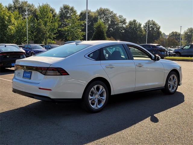 2025 Honda Accord 1.5T LX photo 3