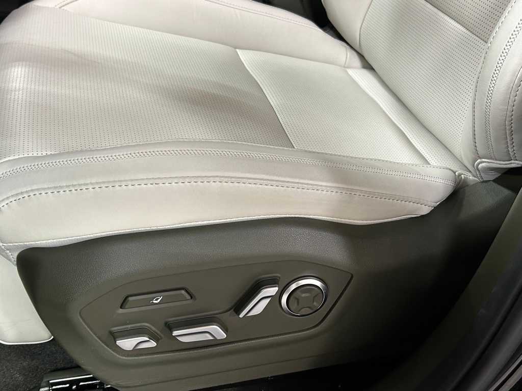 2024 Hyundai Santa Fe Calligraphy photo 32