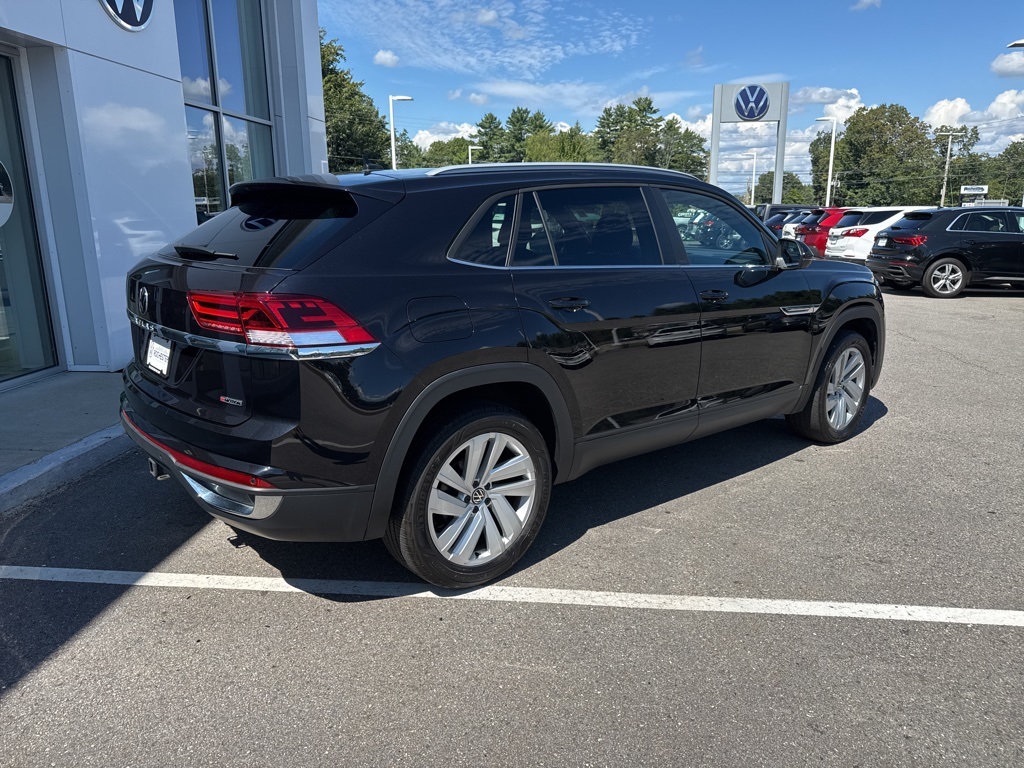 2022 Volkswagen Atlas Cross Sport V6 SE Technology photo 9