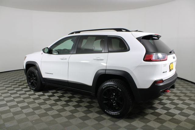 2022 Jeep Cherokee Trailhawk photo 2
