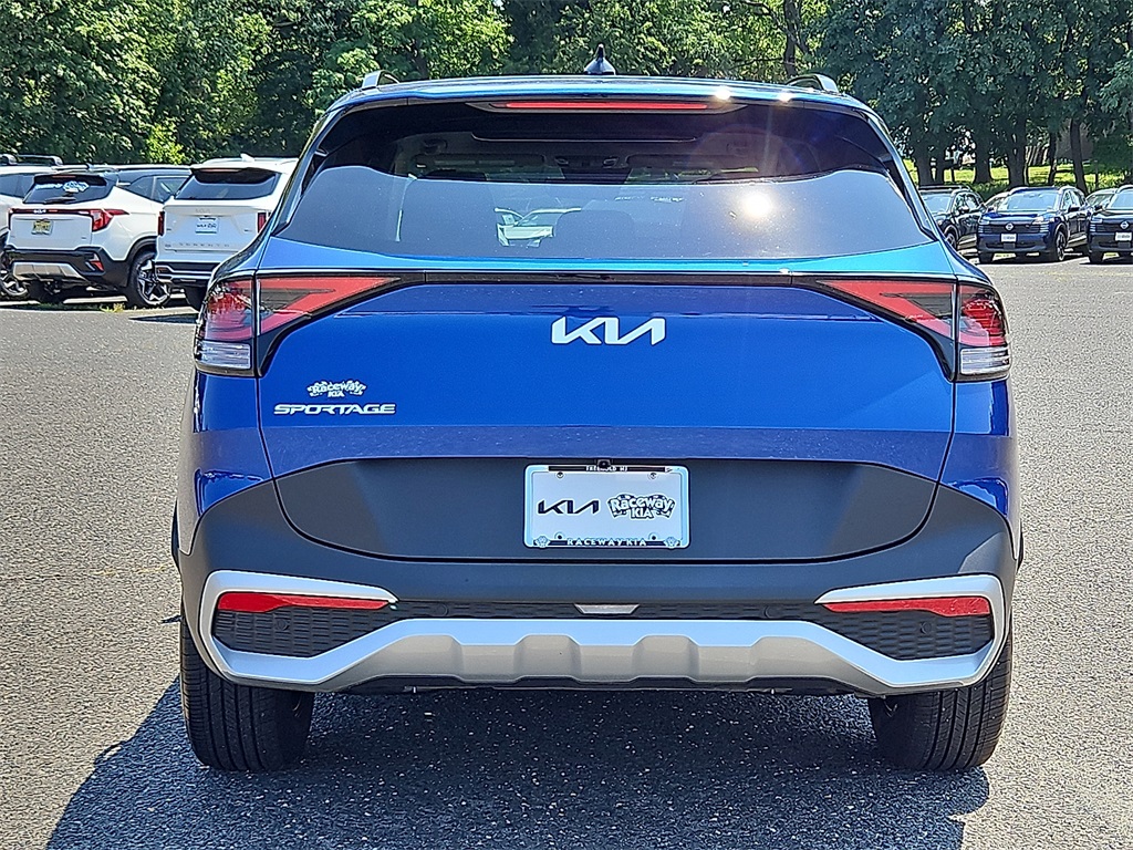 2025 Kia Sportage EX photo 6