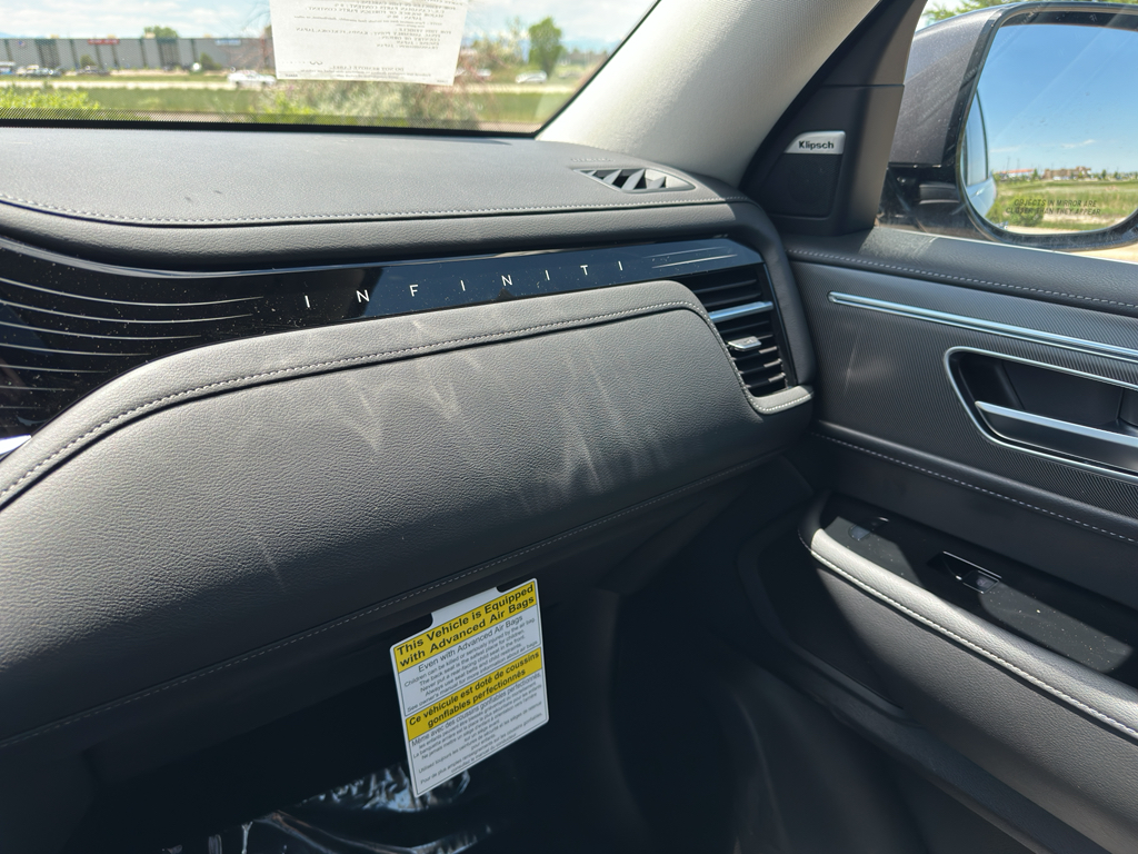 2025 Infiniti QX80 Pure photo 14