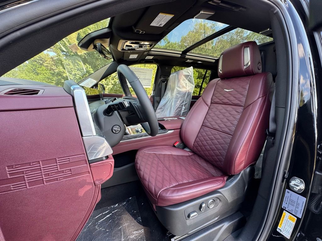 2026 Cadillac Escalade ESV Luxury photo 5