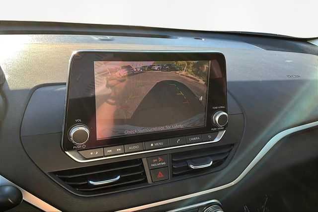 2022 Nissan Altima 2.5 SV photo 10