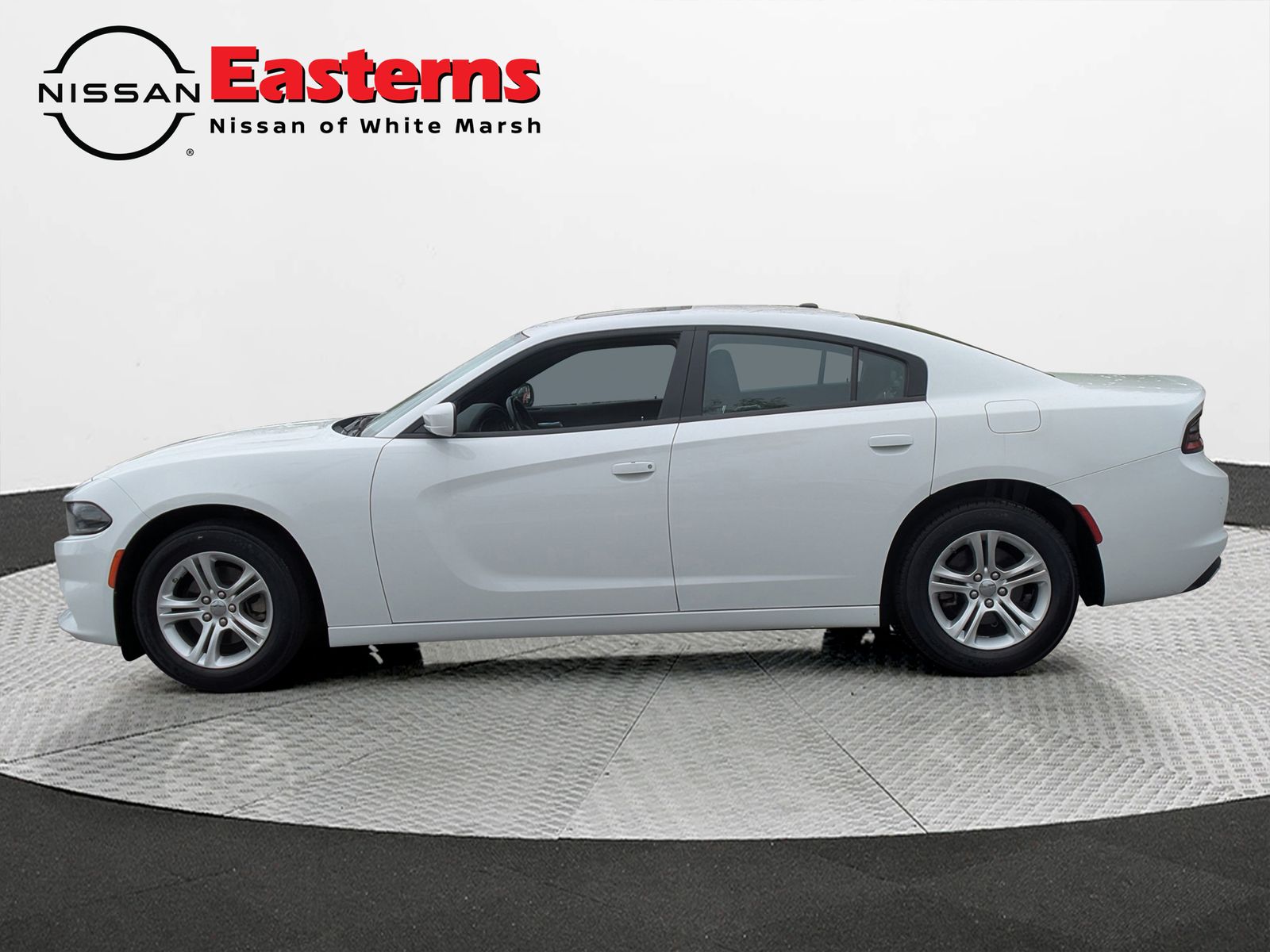 2022 Dodge Charger SXT photo 3