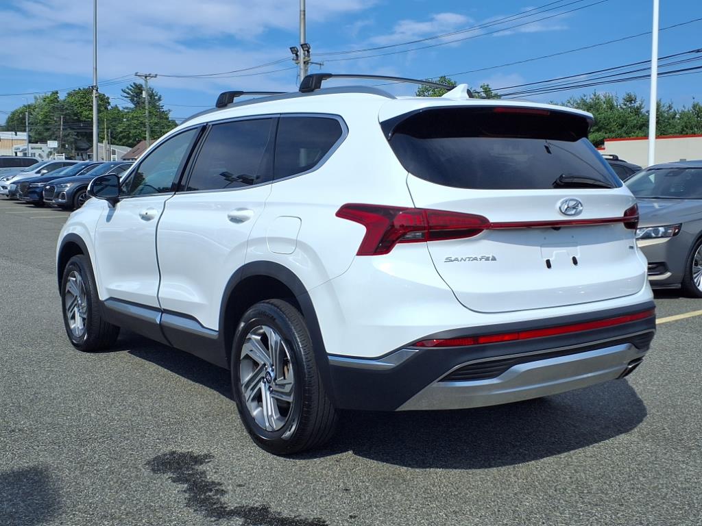 2022 Hyundai Santa Fe SEL photo 3