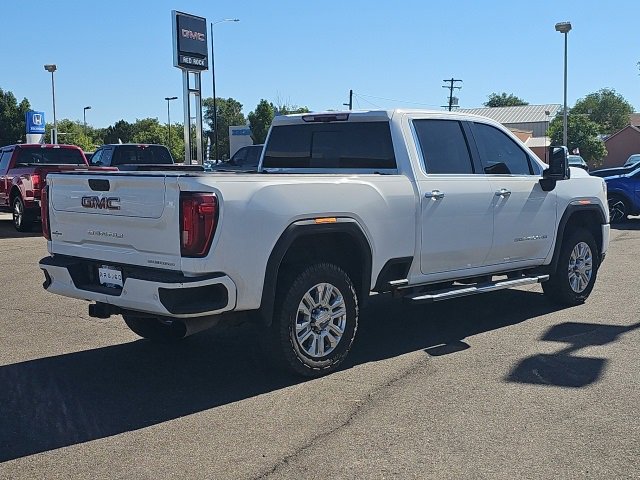 2022 Gmc Sierra 3500 HD Denali photo 3