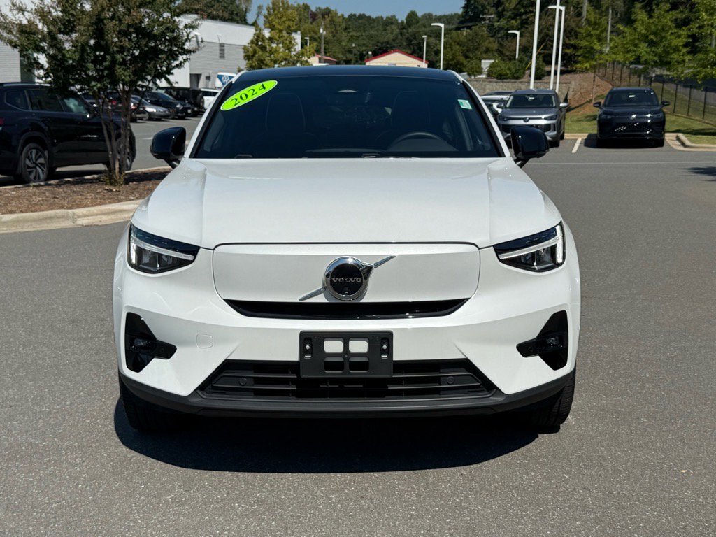 2024 Volvo C40 Recharge Plus photo 2