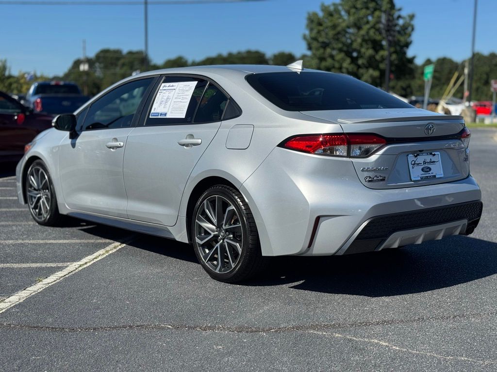 2020 Toyota Corolla SE photo 4