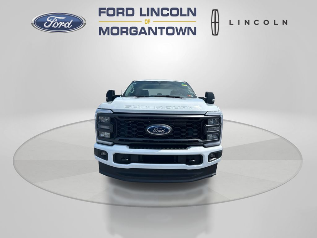 2025 Ford F-350 XL photo 2